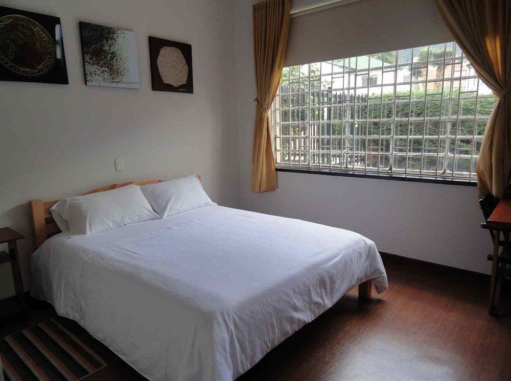 Hotel Casona Del Patio Bogotá Exteriör bild